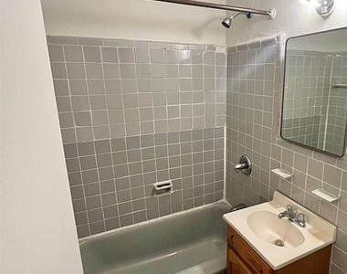 336 East 87th Street - Photo Thumbnail 4