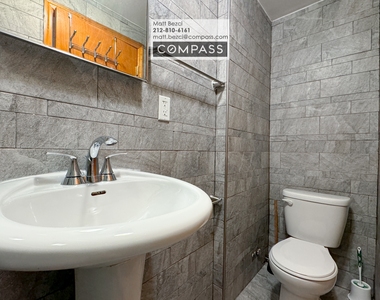 124 Macdougal Street - Photo Thumbnail 7