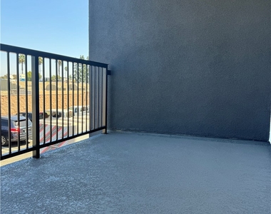 1906 N Ivory Palm Ln - Photo Thumbnail 8