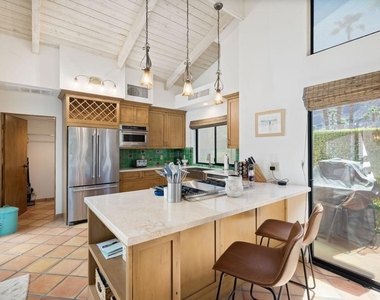 46596 Arapahoe Drive - Photo Thumbnail 20
