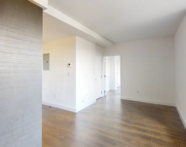West 92 St  - Photo Thumbnail 2