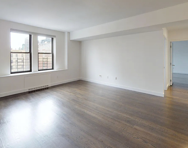 West 92 St.  - Photo Thumbnail 1