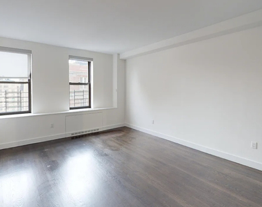 West 92 St.  - Photo Thumbnail 4