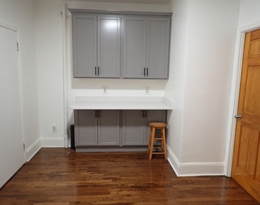 1559 Eastern Parkway - Photo Thumbnail 10