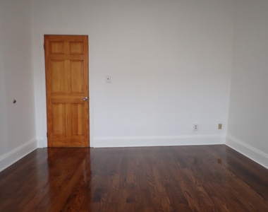 1559 Eastern Parkway - Photo Thumbnail 3