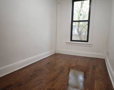 1559 Eastern Parkway - Photo Thumbnail 8