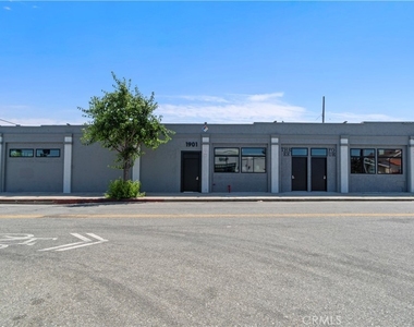 1901 S Pacific Avenue - Photo Thumbnail 11