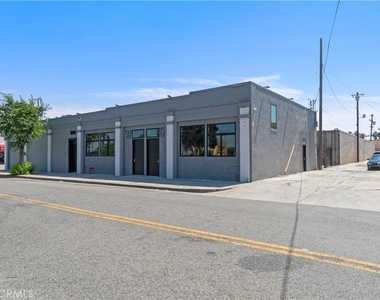 1901 S Pacific Avenue - Photo Thumbnail 13