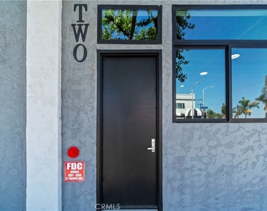 1901 S Pacific Avenue - Photo Thumbnail 10