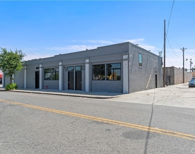 1901 S Pacific Avenue - Photo Thumbnail 15