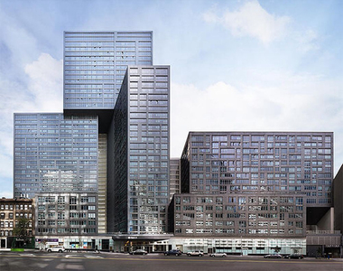West 57th Street - Photo Thumbnail 16