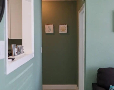614 Shady Lane - Photo Thumbnail 10