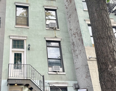409 East 118 Street - Photo Thumbnail 8
