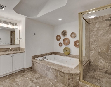 9559 Collins Ave - Photo Thumbnail 21