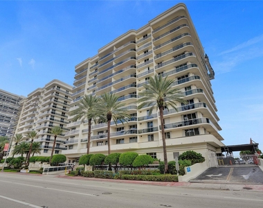 9559 Collins Ave - Photo Thumbnail 46