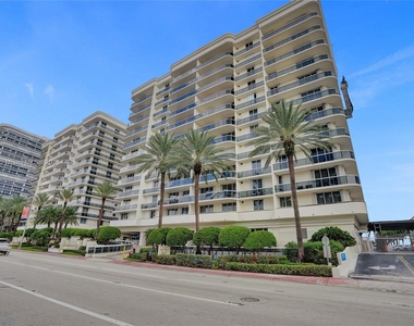 9559 Collins Ave - Photo Thumbnail 38