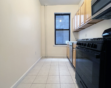 408 W 130th St - Photo Thumbnail 3