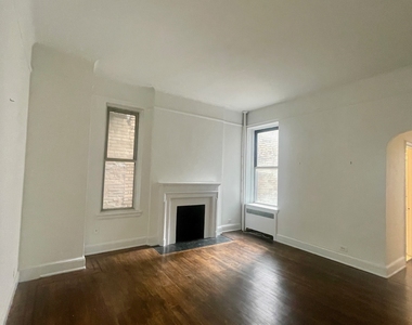 106 E 81st St. at Park Avenue - Photo Thumbnail 1