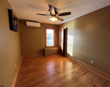 110 Hayes Avenue - Photo Thumbnail 18