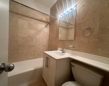 333 East 49th Street - Photo Thumbnail 6