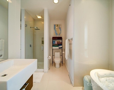 329 Viburnum Way Court - Photo Thumbnail 31
