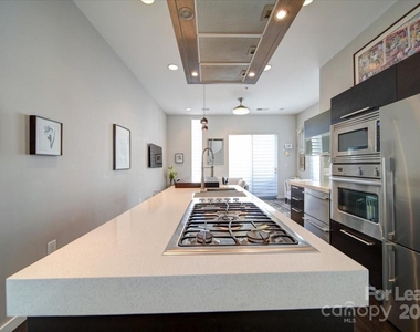 329 Viburnum Way Court - Photo Thumbnail 21