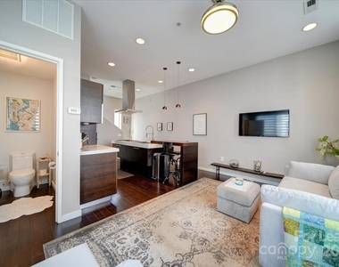 329 Viburnum Way Court - Photo Thumbnail 33