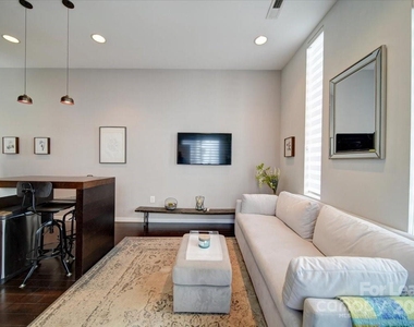 329 Viburnum Way Court - Photo Thumbnail 2