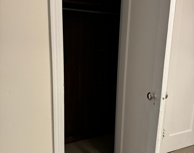 34-32 28th Street - Photo Thumbnail 7