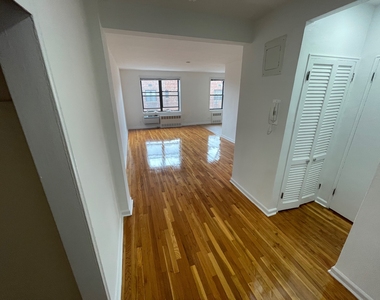 102-40 67th Road - Photo Thumbnail 16