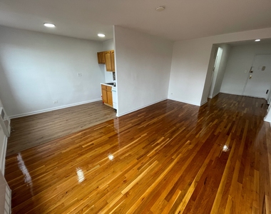 102-40 67th Road - Photo Thumbnail 4