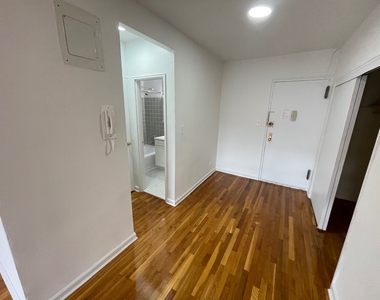 102-40 67th Road - Photo Thumbnail 14