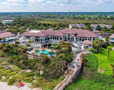 10025 Sawgrass Drive E - Photo Thumbnail 68