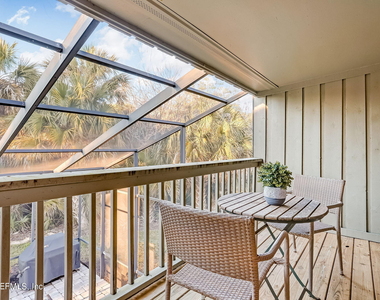10025 Sawgrass Drive E - Photo Thumbnail 51