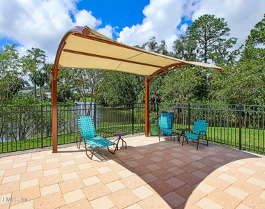 10025 Sawgrass Drive E - Photo Thumbnail 101