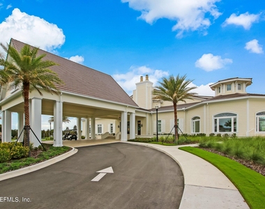 10025 Sawgrass Drive E - Photo Thumbnail 80