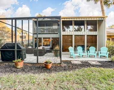 10025 Sawgrass Drive E - Photo Thumbnail 62