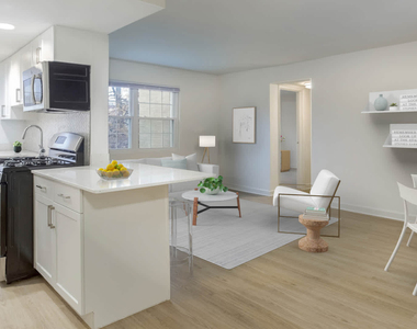 701 North Wayne Street - Photo Thumbnail 8