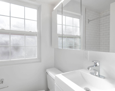 701 North Wayne Street - Photo Thumbnail 12
