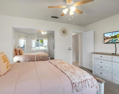 78940 Runaway Bay Drive - Photo Thumbnail 18