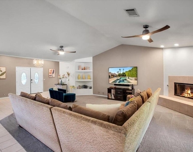 78940 Runaway Bay Drive - Photo Thumbnail 6