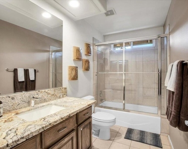 78940 Runaway Bay Drive - Photo Thumbnail 19