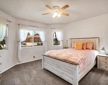 78940 Runaway Bay Drive - Photo Thumbnail 17