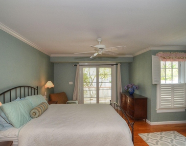 1081 Barnegat Lane - Photo Thumbnail 21