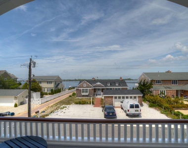 1081 Barnegat Lane - Photo Thumbnail 27
