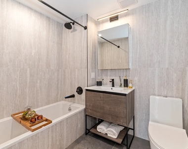 5 Stuyvesant Place - Photo Thumbnail 6