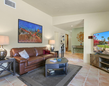1020 N Cerritos Drive - Photo Thumbnail 12