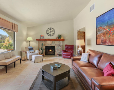 1020 N Cerritos Drive - Photo Thumbnail 9