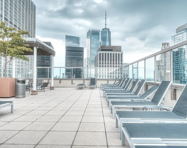 Gold Street - Photo Thumbnail 5
