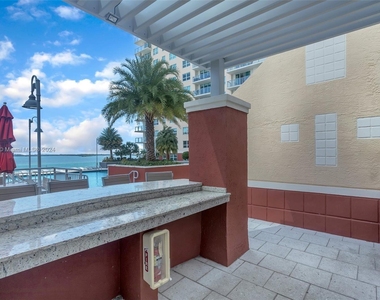 1155 Brickell Bay Dr - Photo Thumbnail 47